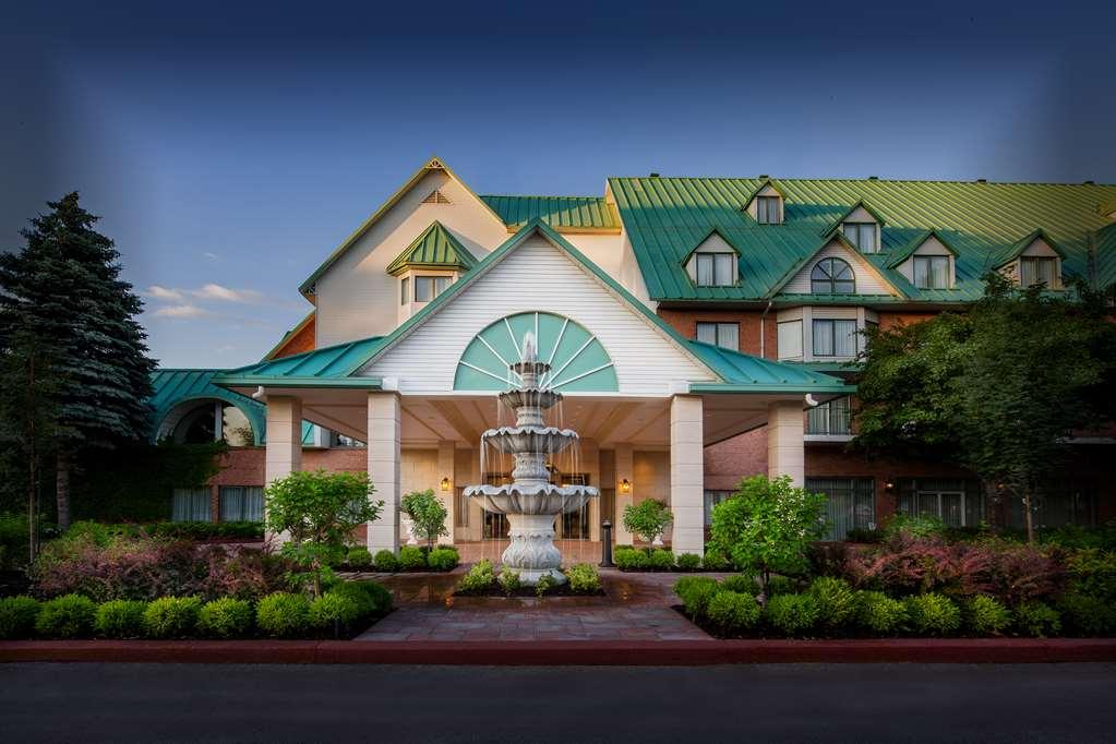 Chateau Vaudreuil ภายนอก รูปภาพ The Hotel at Sun Peaks